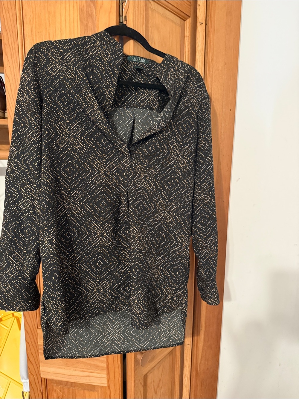 Lauren Ralph Lauren Black V-Neck Sweater with Beige Dot Pattern
